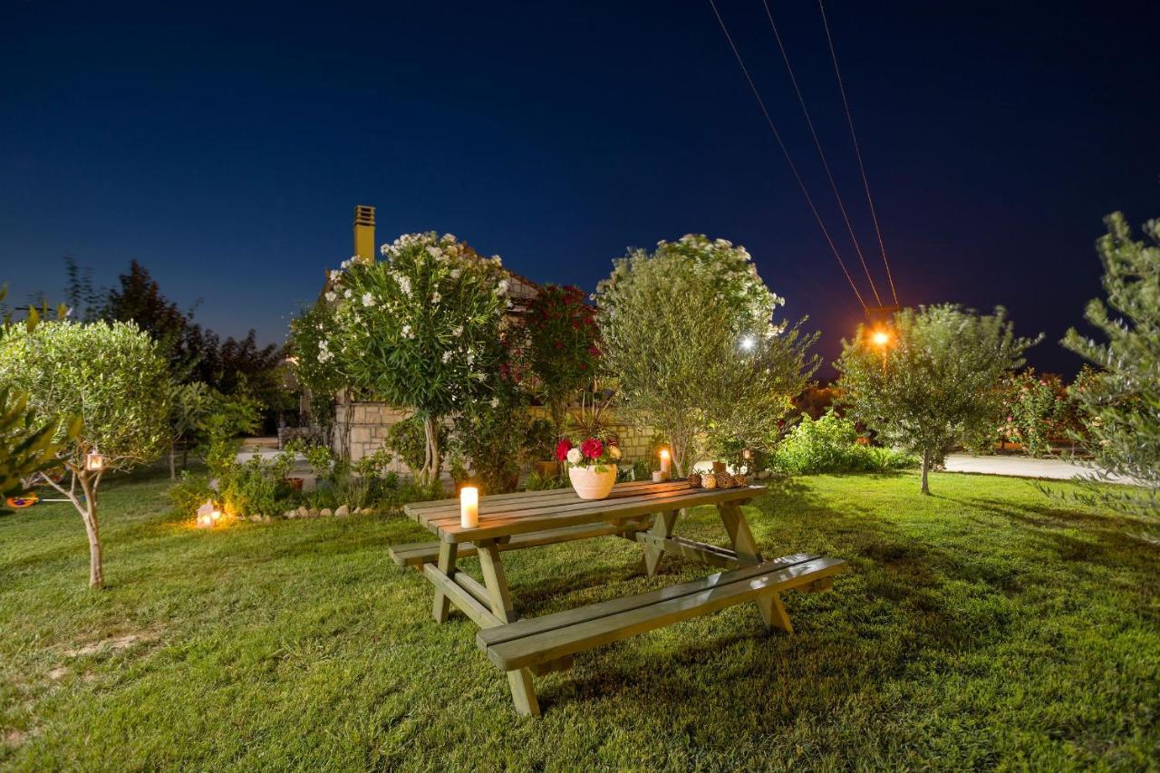 Varta Village - Elea House Kalipádo Kültér fotó